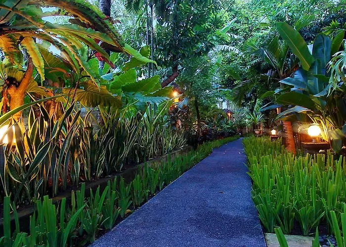 Villa Surya Mas Legian (Bali)